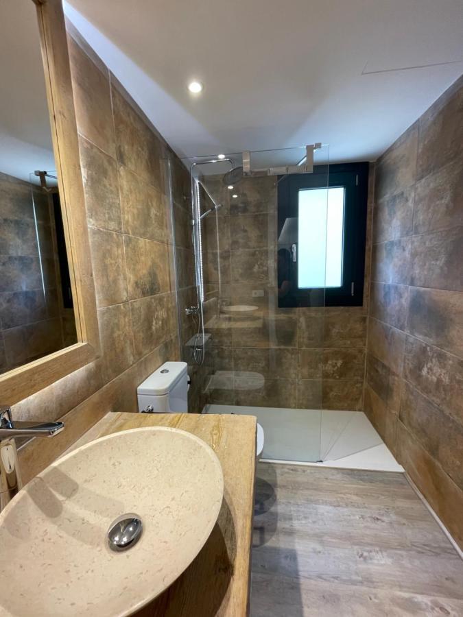 Modern Apartment In The Heart Of Old Town 지로나 외부 사진