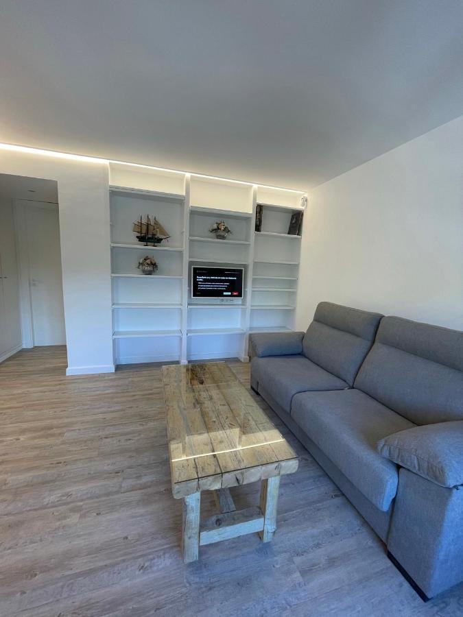 Modern Apartment In The Heart Of Old Town 지로나 외부 사진