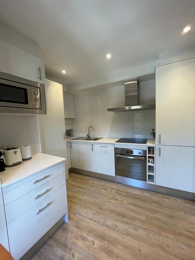 Modern Apartment In The Heart Of Old Town 지로나 외부 사진